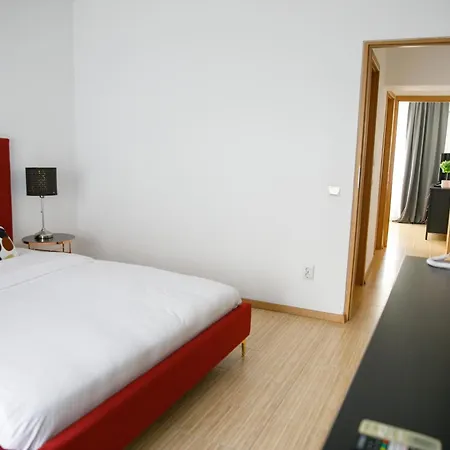 Color Corneliu Coposu No3 * Бухарест