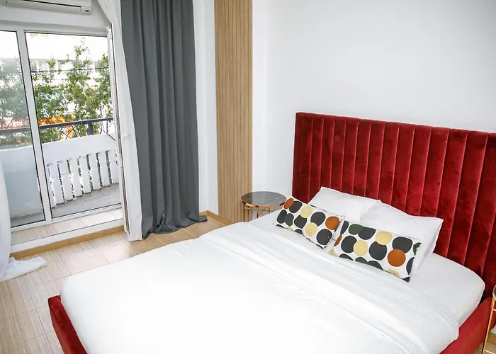 Color Corneliu Coposu No3 アパート ブカレスト