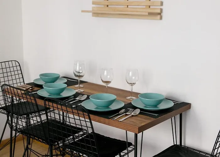 アパート Color Corneliu Coposu No3 ブカレスト