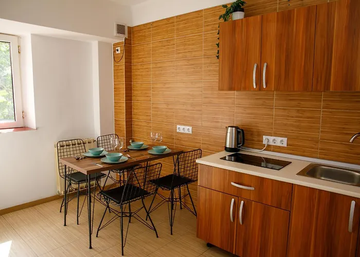 Color Corneliu Coposu No3 ブカレスト